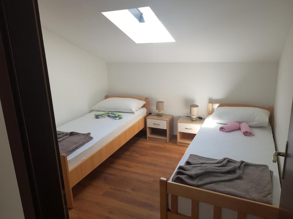 Apartman Ravlic マリンスカ エクステリア 写真